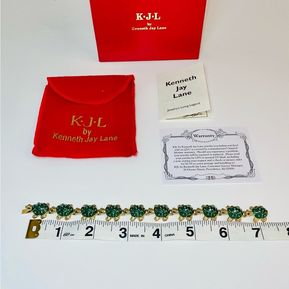KJL Kenneth Jay Lane Green Enamel Turtle Link Bracelet Gold Tone w/ Box  & Pouch - Picture 13 of 16